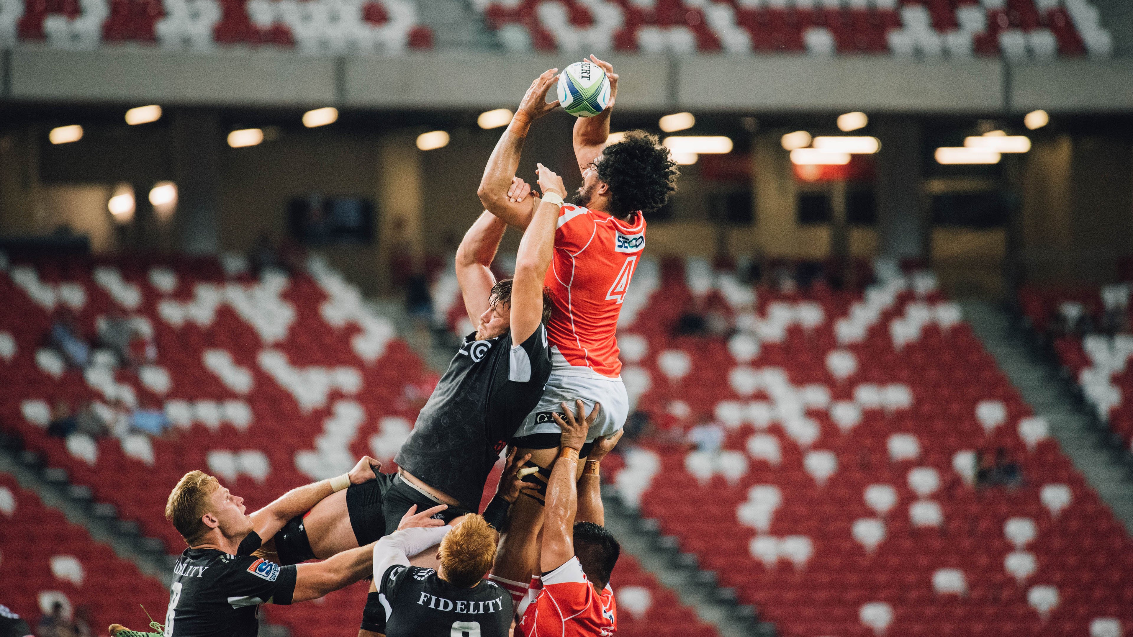 游泳项目虽人数少但技术细节不断完善，游泳需求